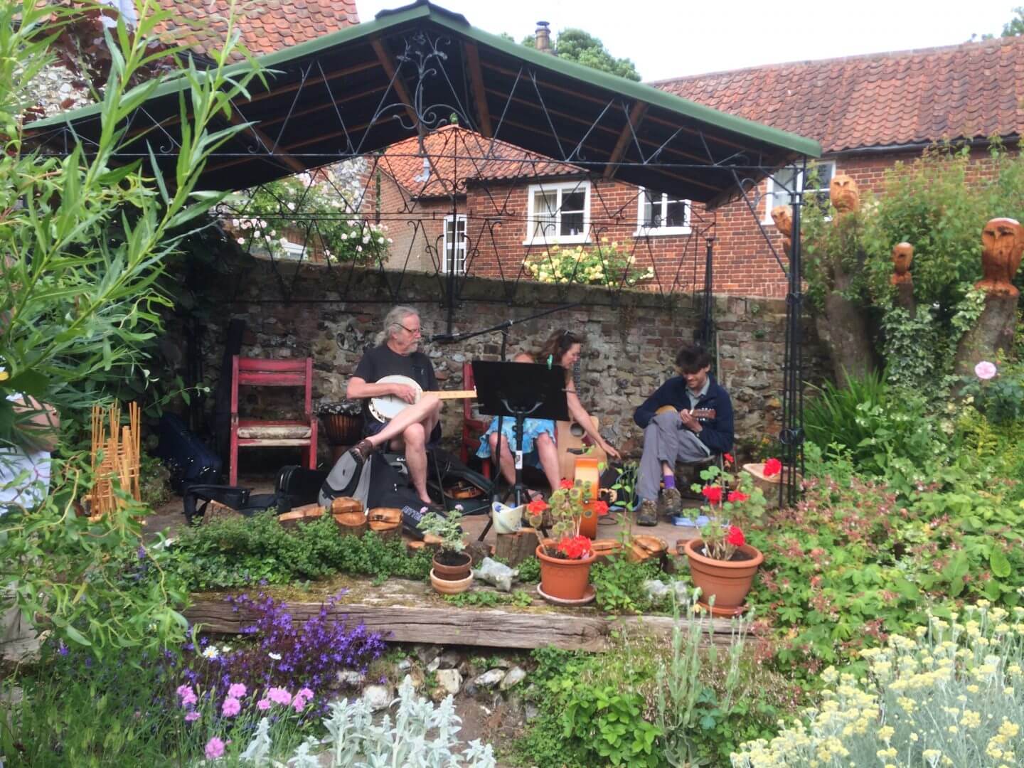 Old Red Lion - self catering - yoga