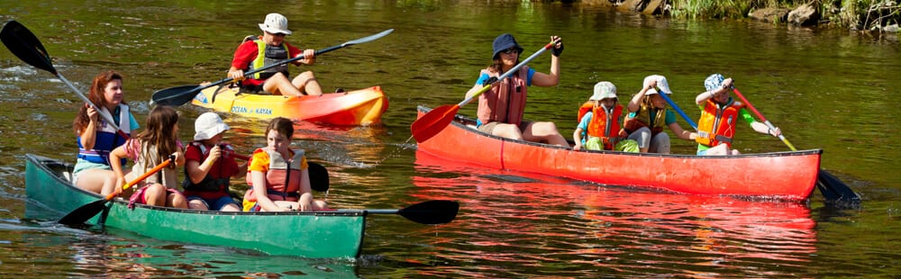 a large group in Canadian canoes