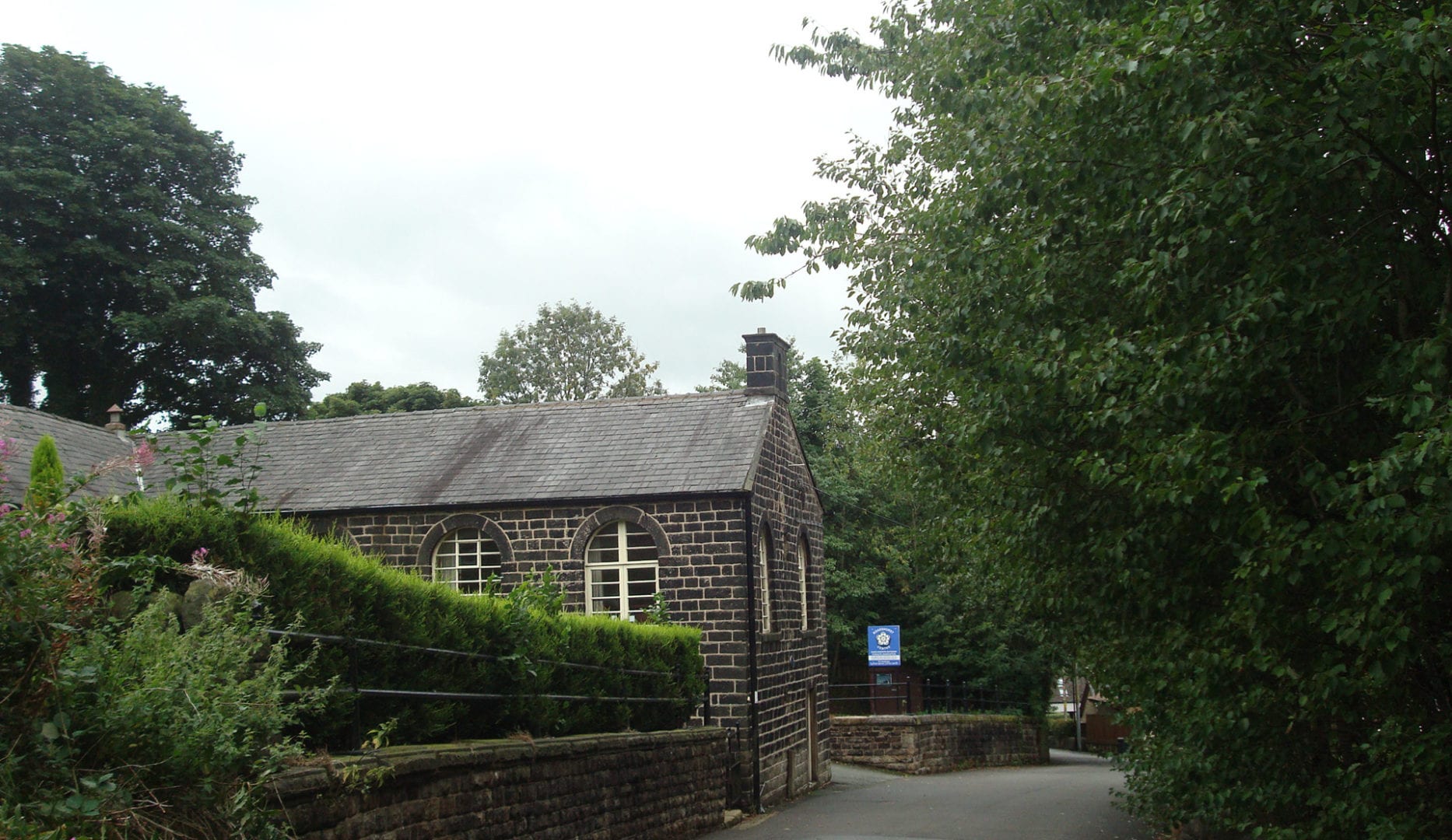 Boarshurst Centre Saddleworth group hostel for out door activities close to Manchester and the Peak District