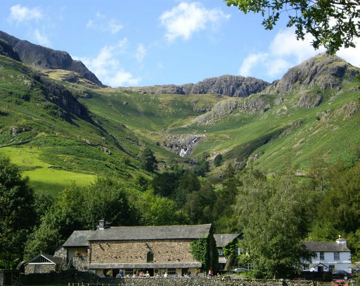 Pub next to Great Langdale Bunkhouse in the Lake District