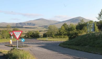 quiet roads ideal for cycling in the north lakes