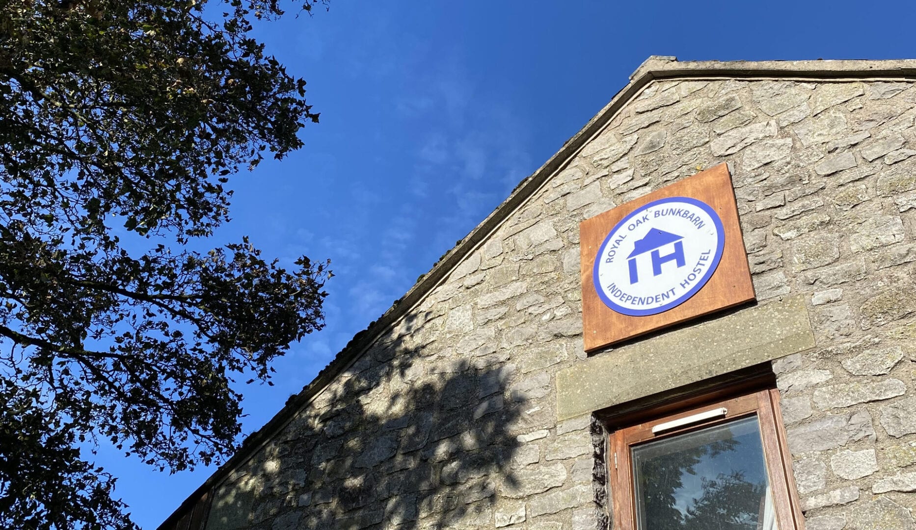 independent hostels sign on the Royal oak bunkhouse in the peak district