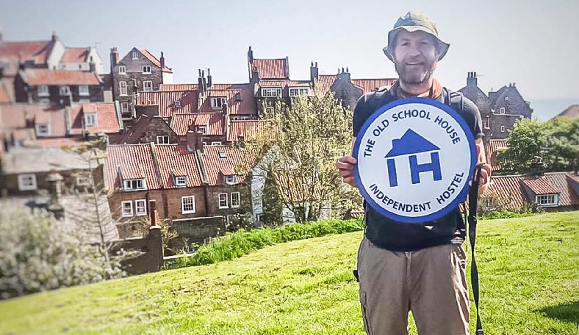 independent hostels sign received by old school lodge robin hoods bay