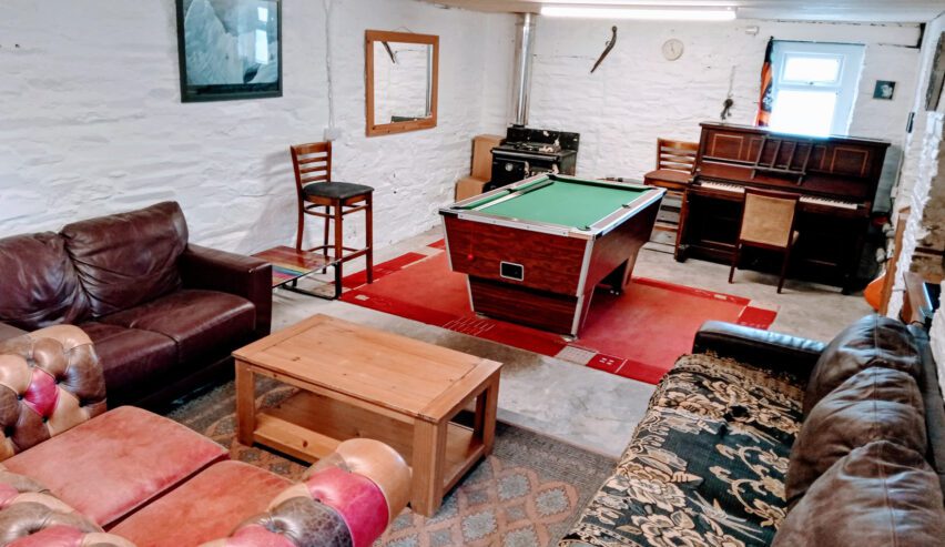games room at Dolphins Backpackers